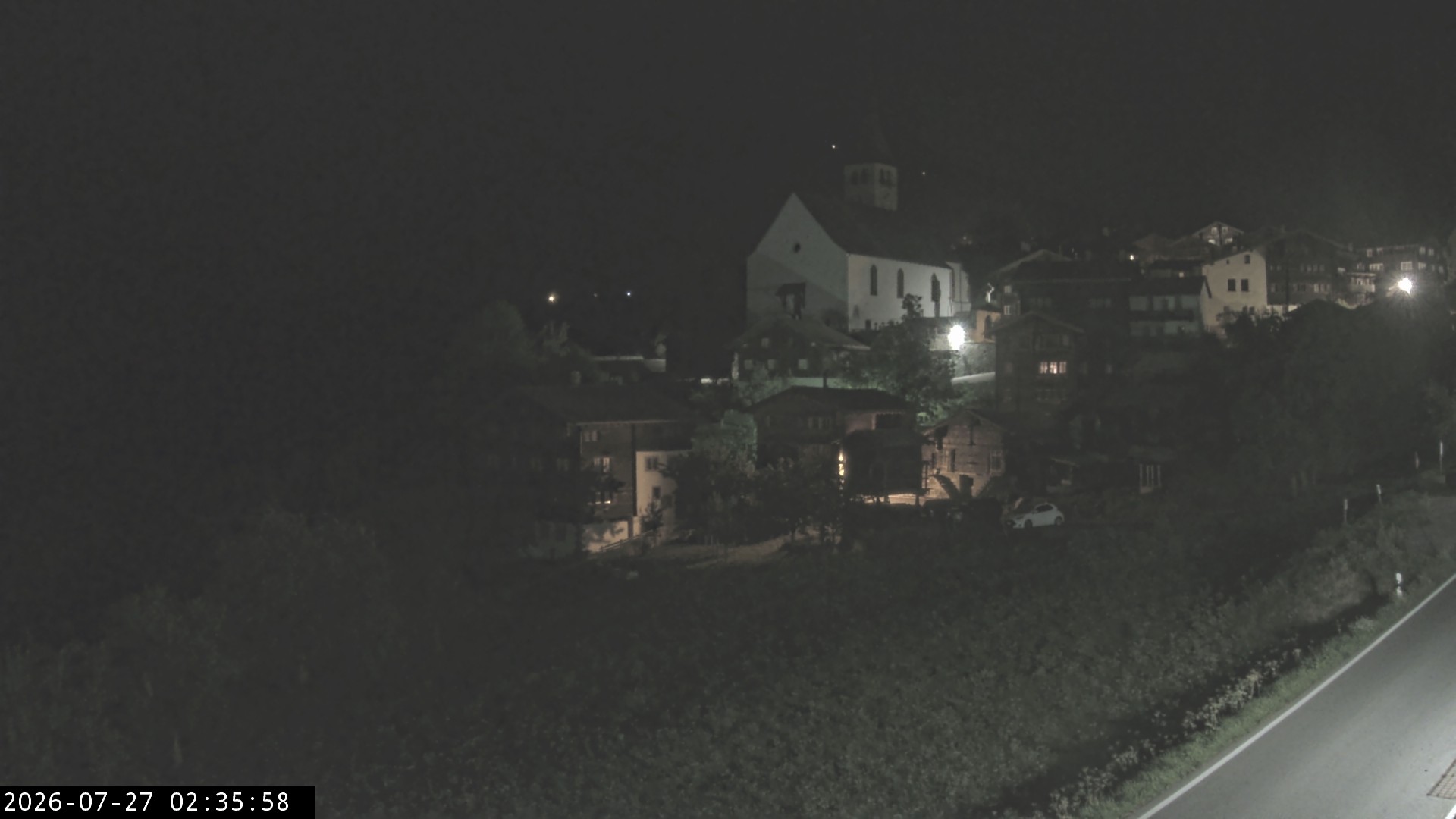 Archived image Webcam Ernen - Church