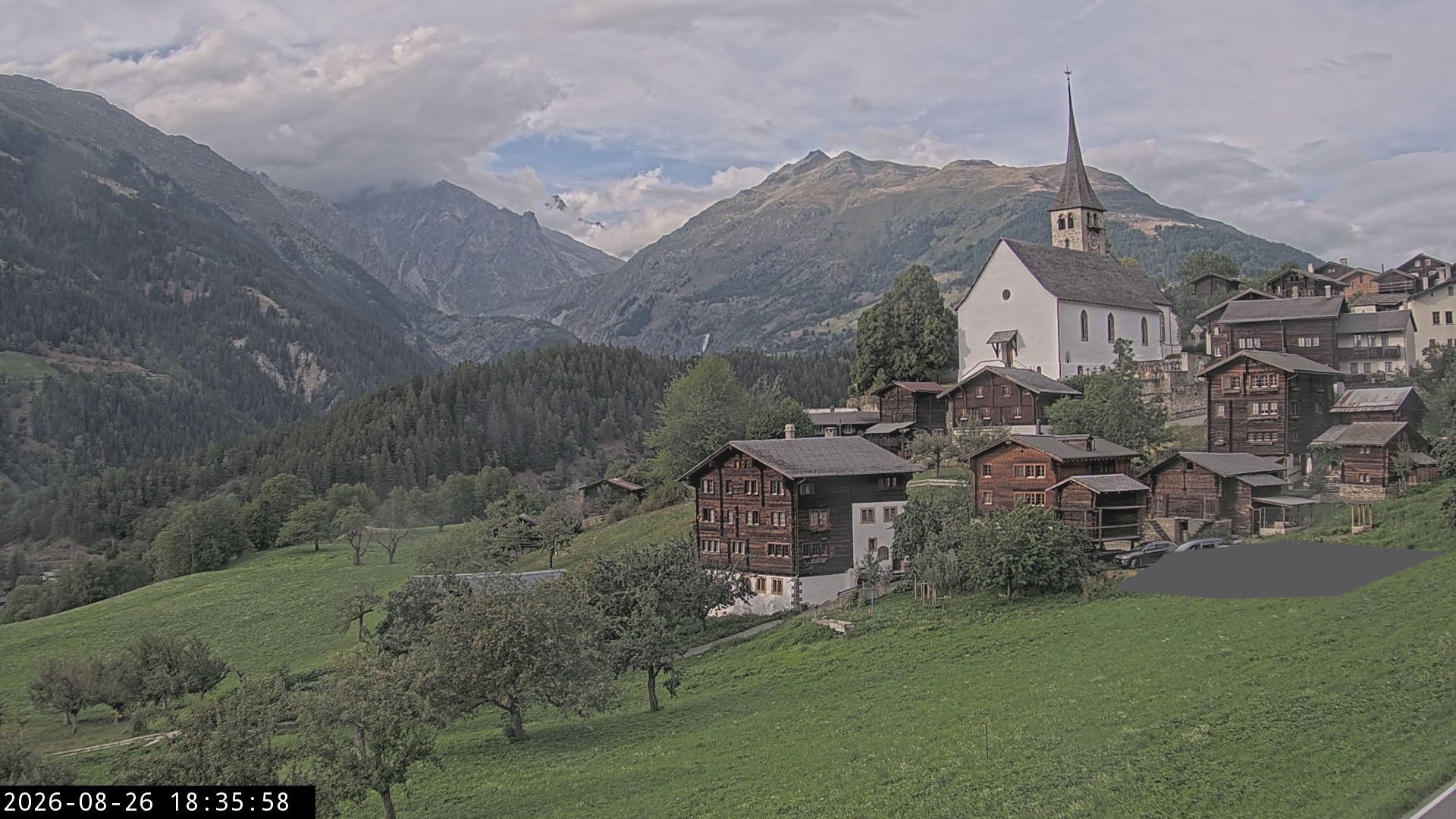 Archived image Webcam Ernen - Church