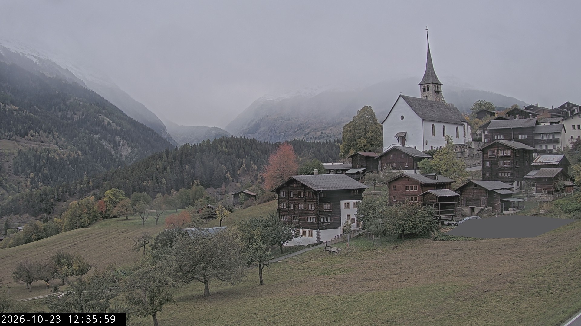 Archived image Webcam Ernen - Church