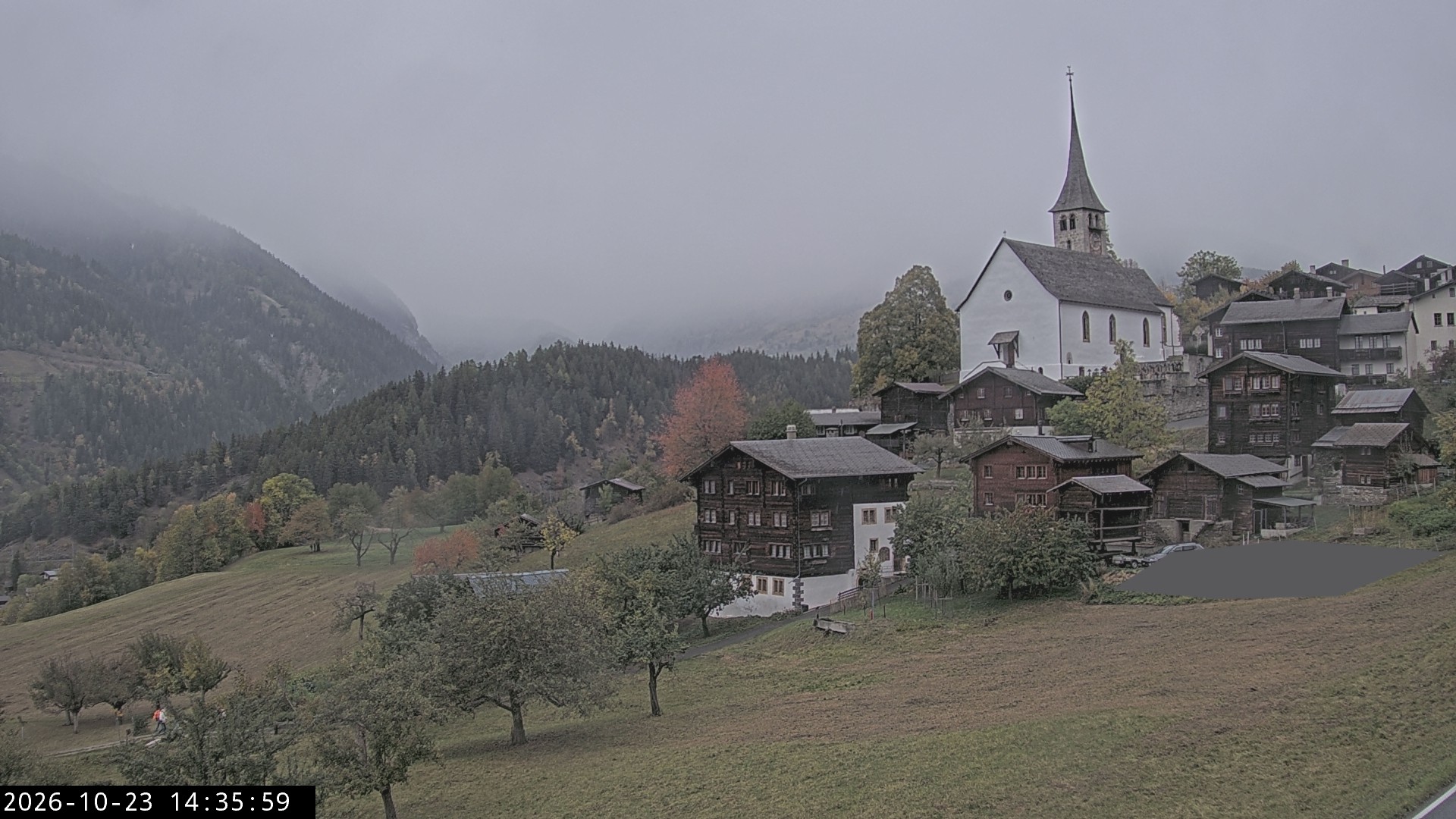 Archived image Webcam Ernen - Church
