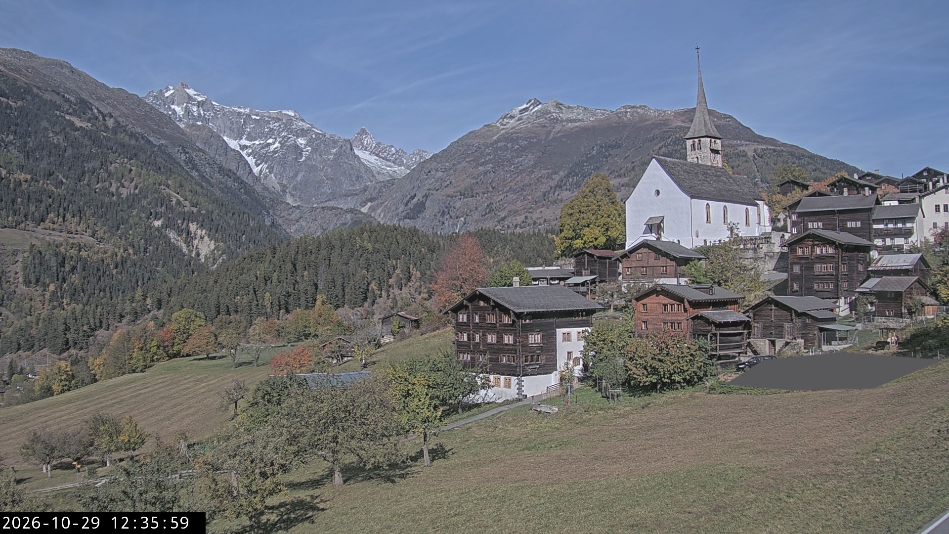 Archived image Webcam Ernen - Church