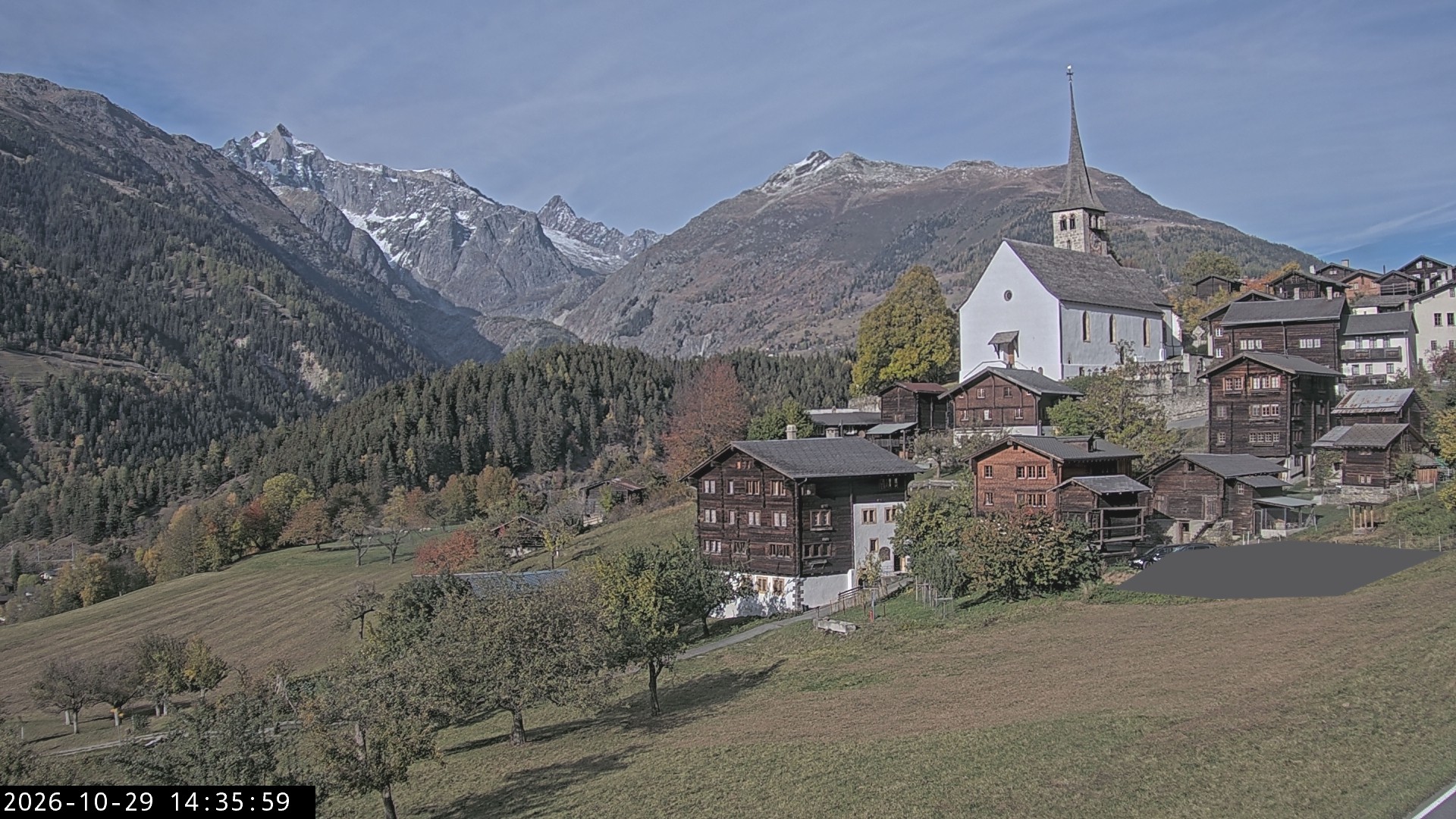 Archived image Webcam Ernen - Church