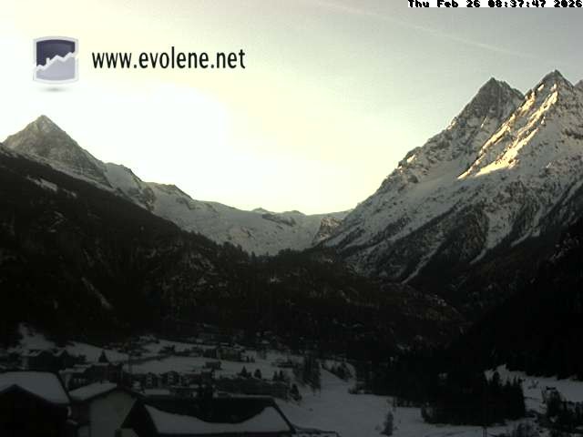 Archived image Webcam Dent Blanche near Evoléne