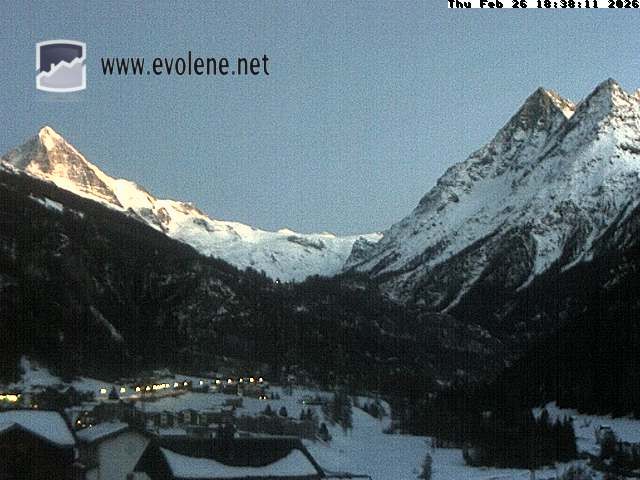 Archived image Webcam Dent Blanche near Evoléne