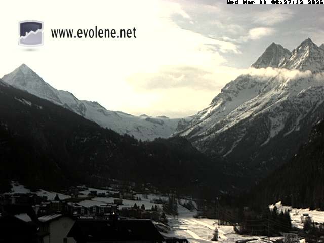Archiv Foto Webcam Blick auf den Dent Blanche