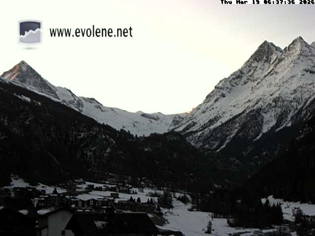 Archiv Foto Webcam Blick auf den Dent Blanche