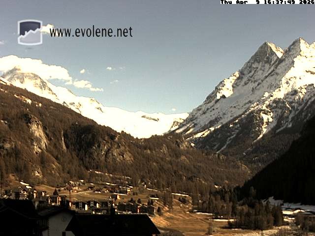 Archiv Foto Webcam Blick auf den Dent Blanche
