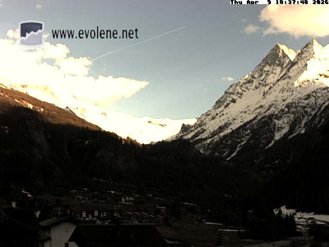 Archiv Foto Webcam Blick auf den Dent Blanche