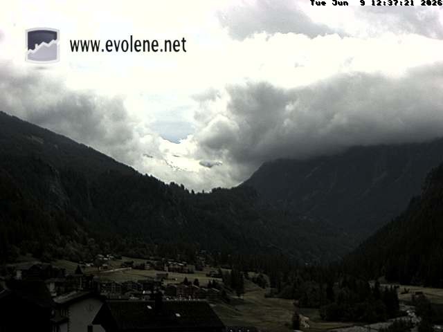 Archived image Webcam Dent Blanche near Evoléne