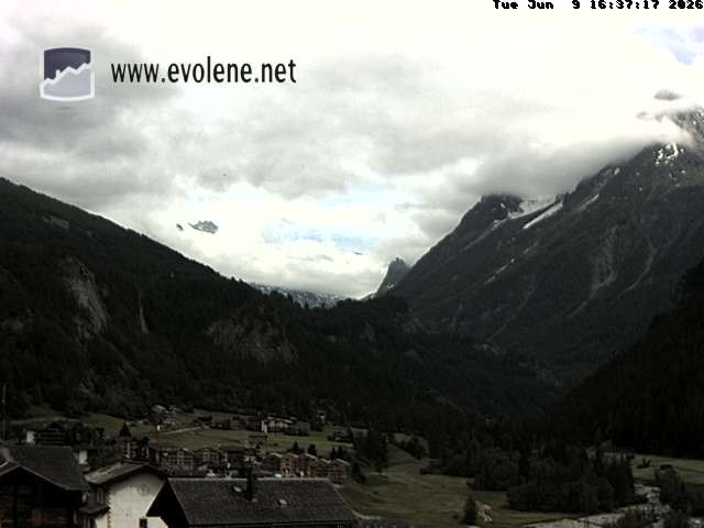 Archived image Webcam Dent Blanche near Evoléne