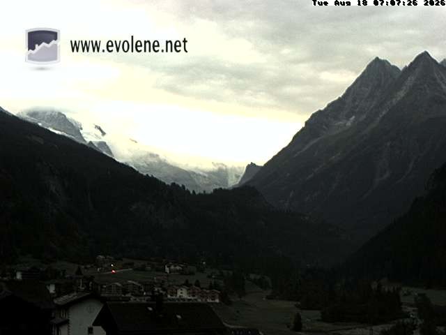 Archiv Foto Webcam Blick auf den Dent Blanche