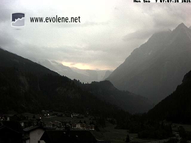 Archiv Foto Webcam Blick auf den Dent Blanche