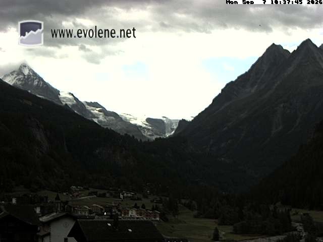 Archiv Foto Webcam Blick auf den Dent Blanche