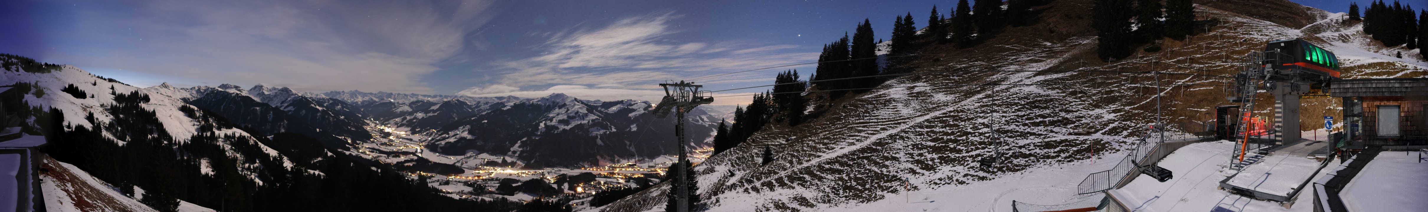 Archiv Foto Webcam Blick von der Bichlalm über Kitzbühel