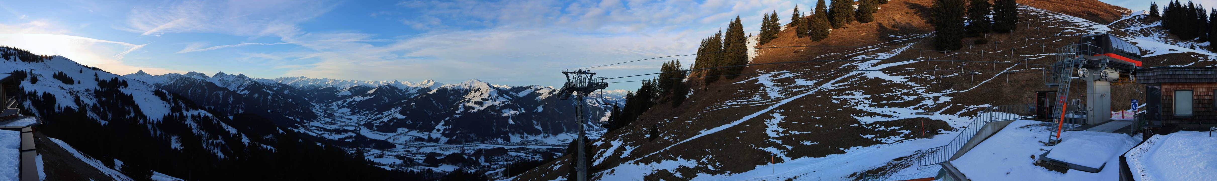 Archiv Foto Webcam Blick von der Bichlalm über Kitzbühel