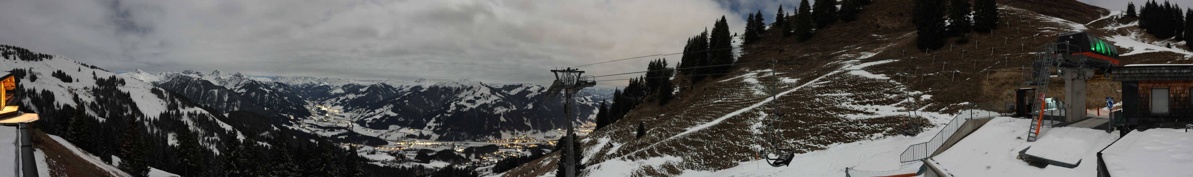 Archiv Foto Webcam Blick von der Bichlalm über Kitzbühel
