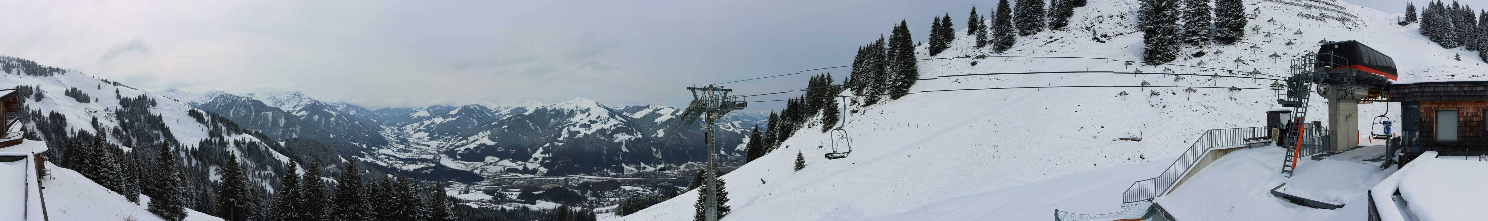 Archiv Foto Webcam Blick von der Bichlalm über Kitzbühel