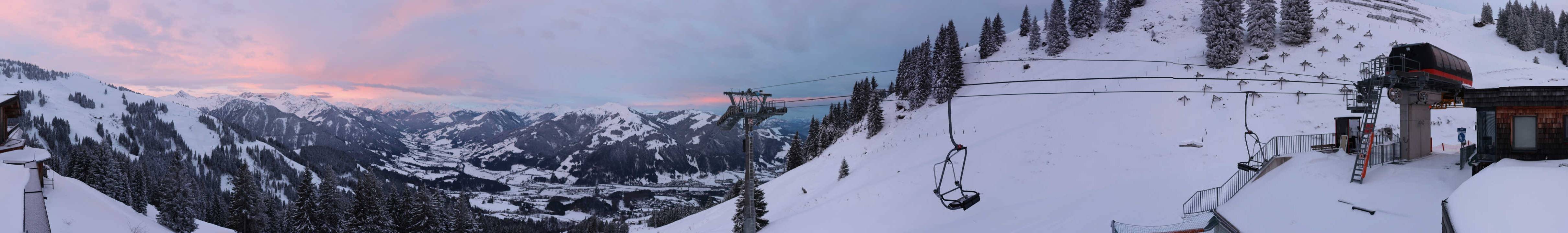 Archiv Foto Webcam Blick von der Bichlalm über Kitzbühel