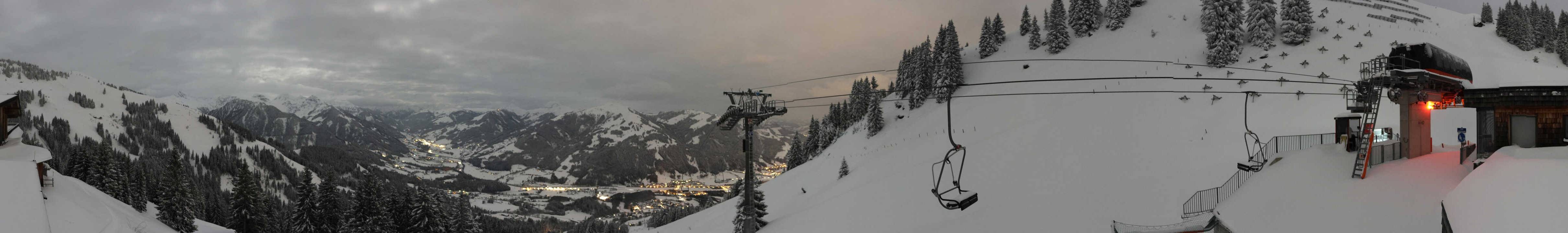 Archiv Foto Webcam Blick von der Bichlalm über Kitzbühel