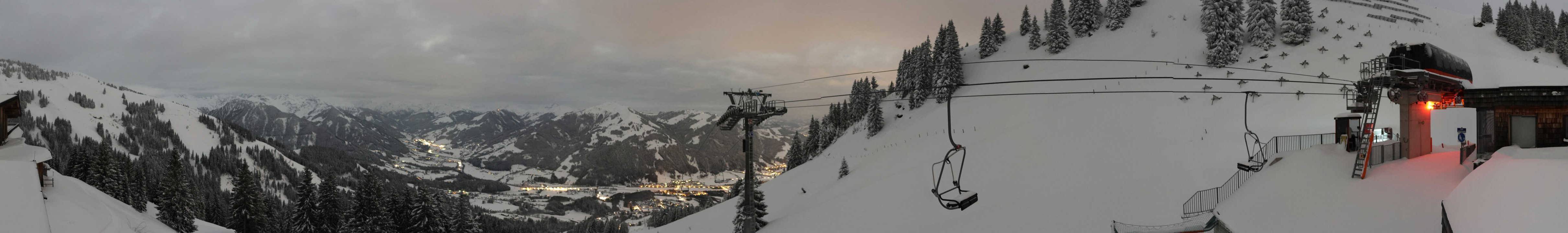 Archiv Foto Webcam Blick von der Bichlalm über Kitzbühel