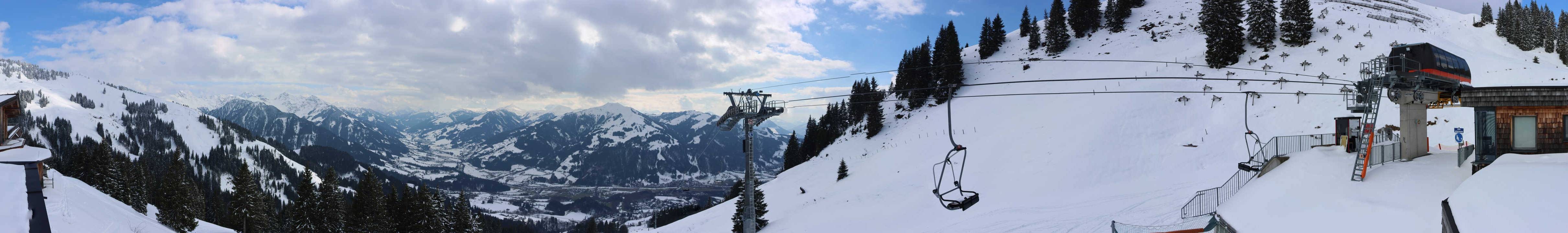 Archiv Foto Webcam Blick von der Bichlalm über Kitzbühel
