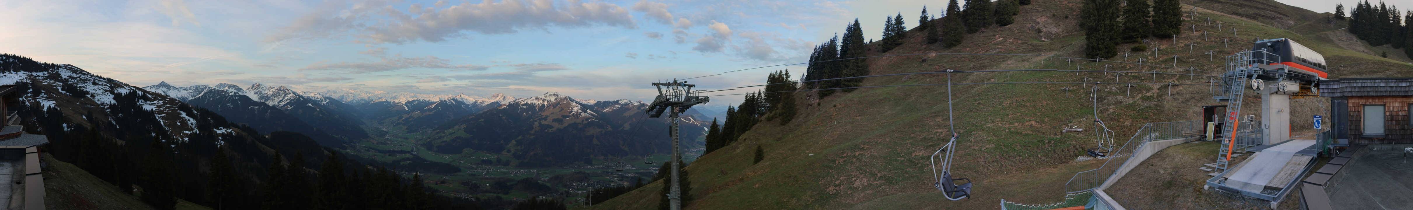 Archiv Foto Webcam Blick von der Bichlalm über Kitzbühel
