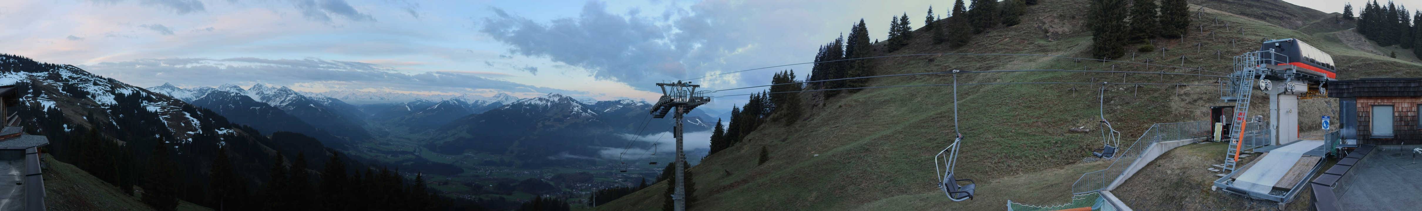 Archiv Foto Webcam Blick von der Bichlalm über Kitzbühel