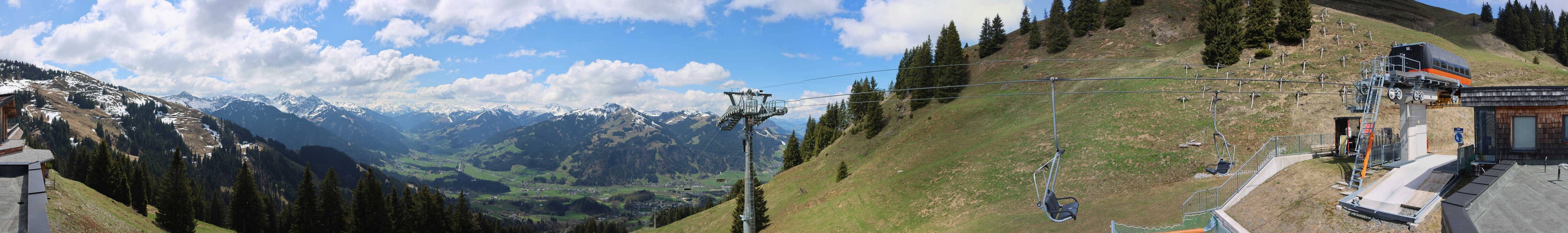 Archiv Foto Webcam Blick von der Bichlalm über Kitzbühel