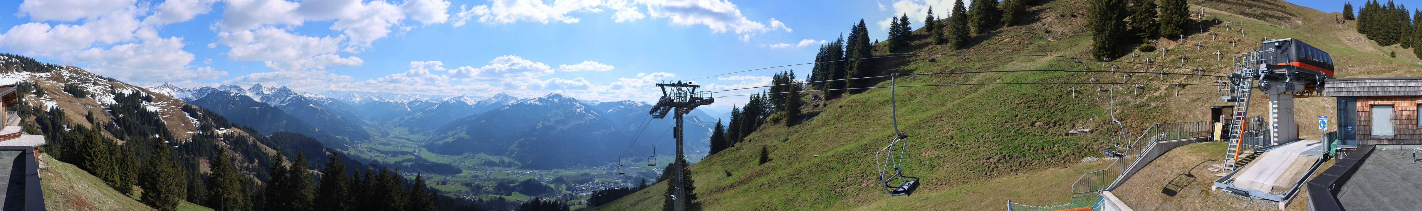 Archiv Foto Webcam Blick von der Bichlalm über Kitzbühel