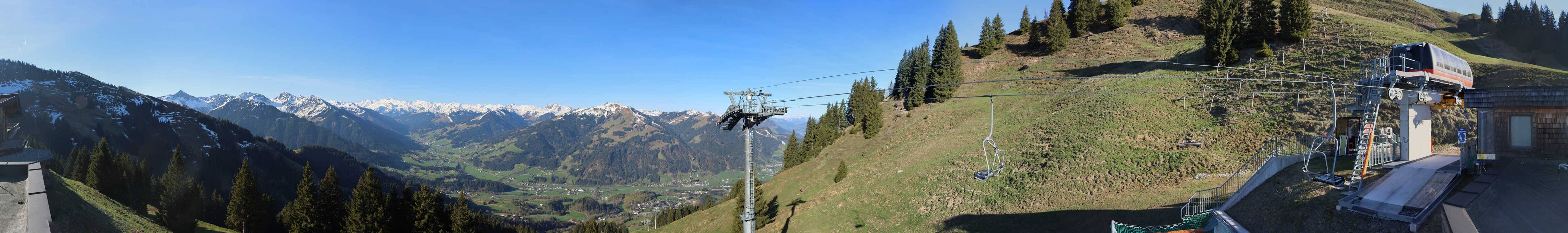 Archiv Foto Webcam Blick von der Bichlalm über Kitzbühel