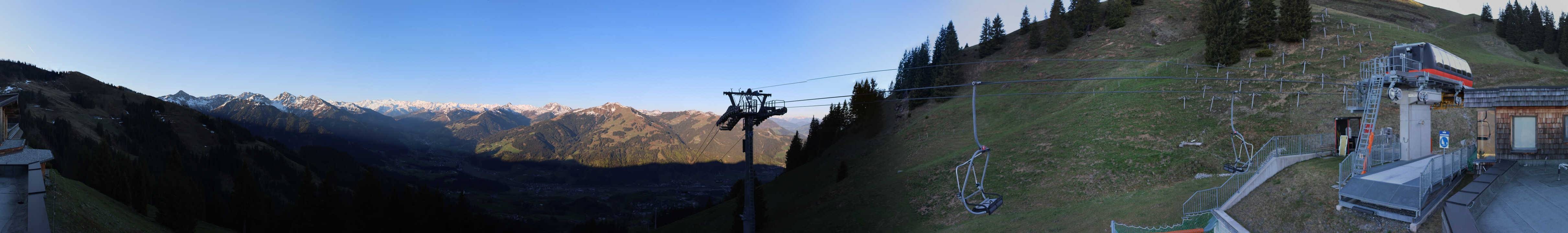 Archiv Foto Webcam Blick von der Bichlalm über Kitzbühel