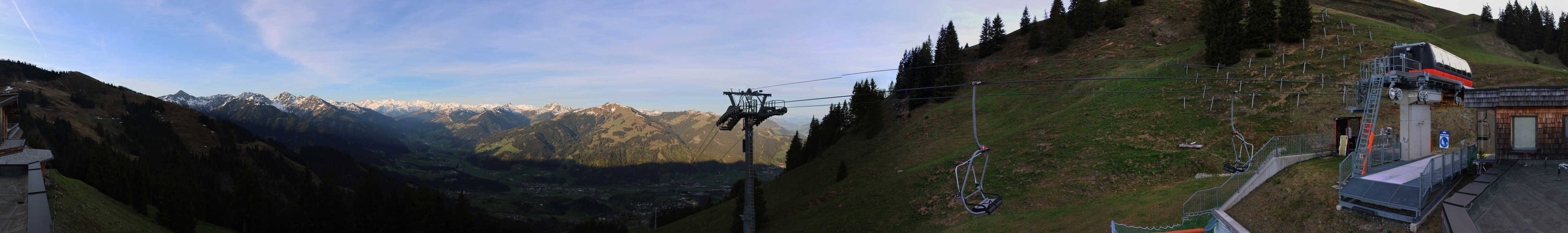 Archiv Foto Webcam Blick von der Bichlalm über Kitzbühel