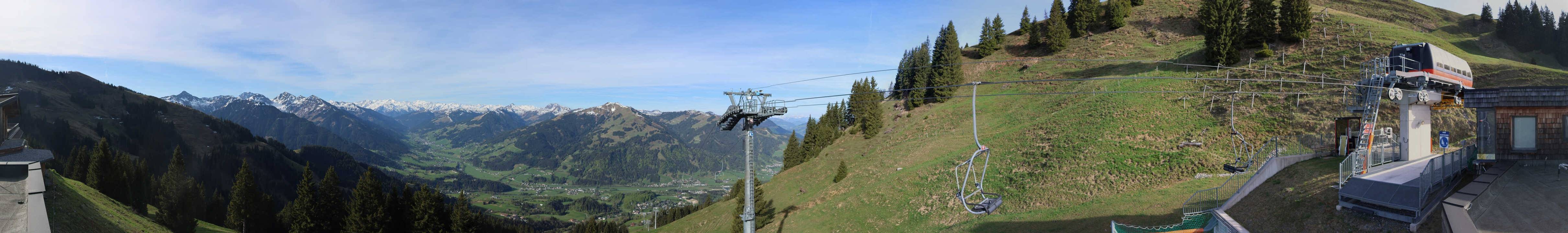Archiv Foto Webcam Blick von der Bichlalm über Kitzbühel