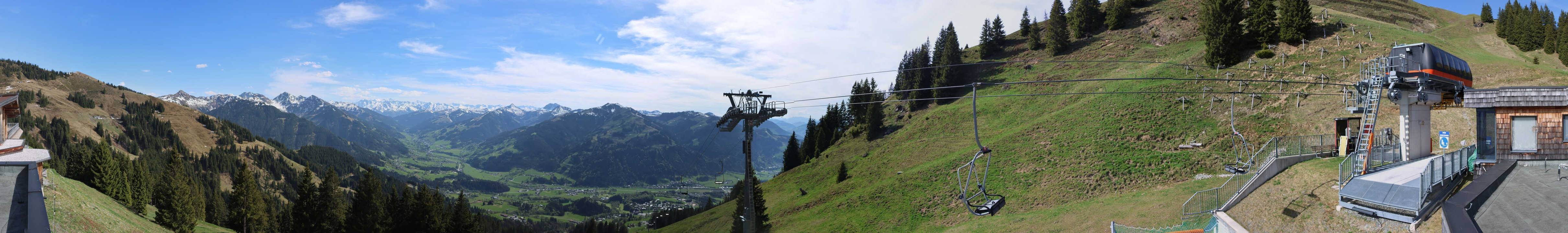 Archiv Foto Webcam Blick von der Bichlalm über Kitzbühel
