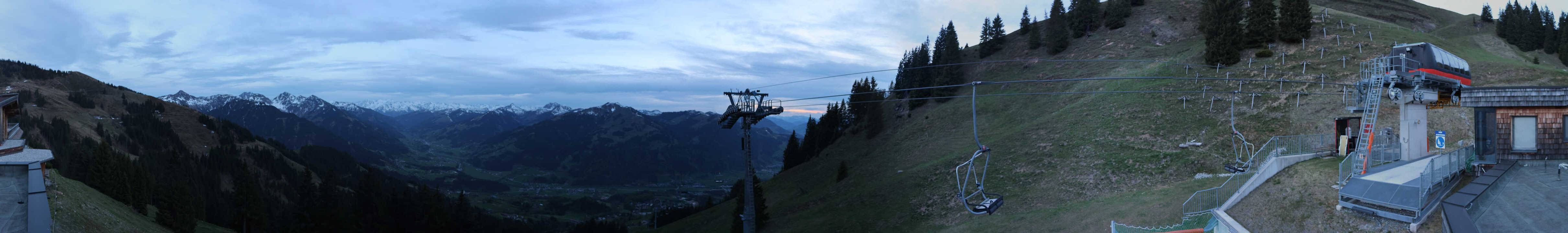 Archiv Foto Webcam Blick von der Bichlalm über Kitzbühel