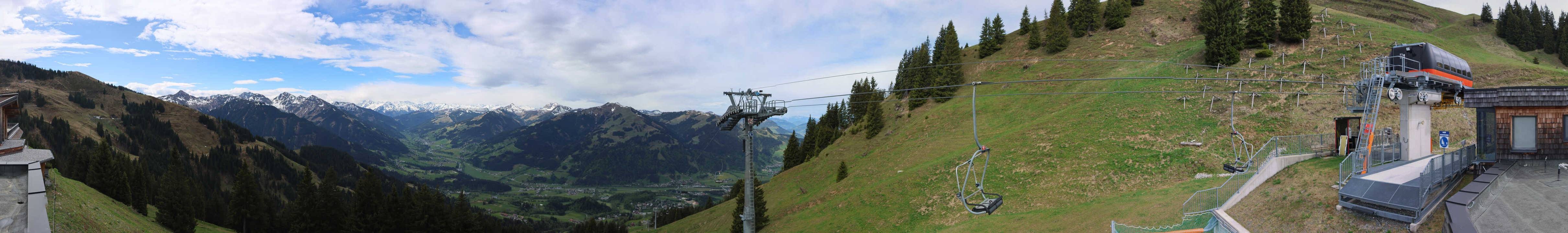 Archiv Foto Webcam Blick von der Bichlalm über Kitzbühel