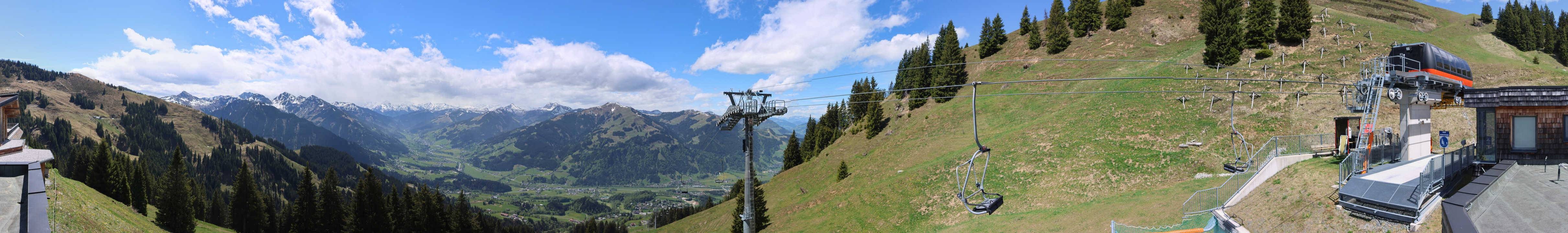 Archiv Foto Webcam Blick von der Bichlalm über Kitzbühel