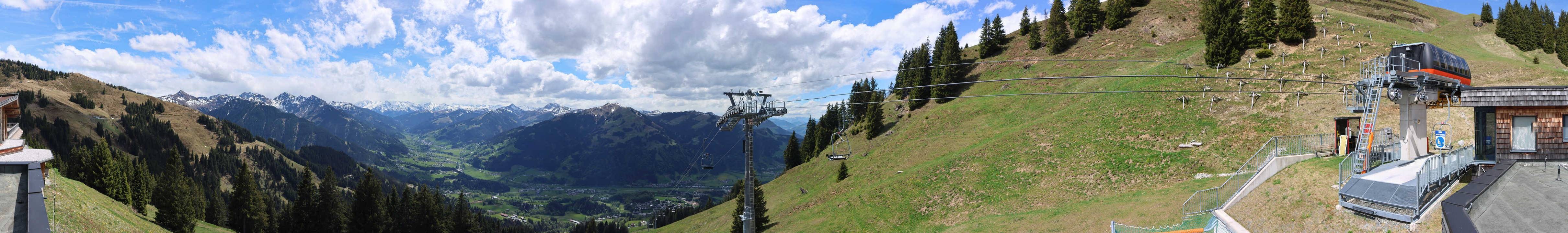 Archiv Foto Webcam Blick von der Bichlalm über Kitzbühel