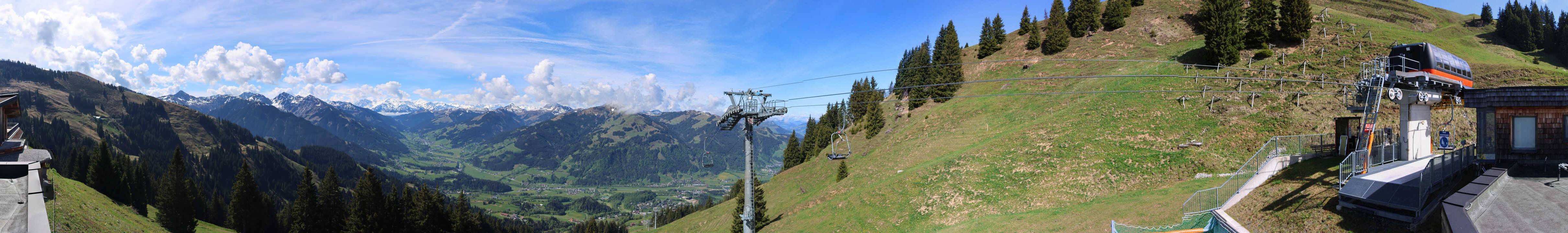 Archiv Foto Webcam Blick von der Bichlalm über Kitzbühel