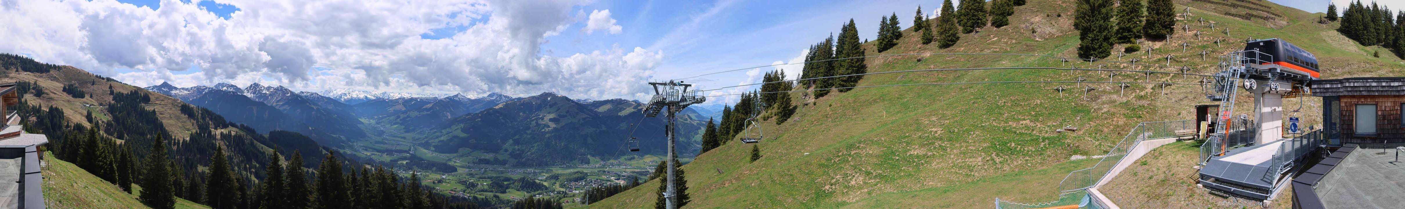 Archiv Foto Webcam Blick von der Bichlalm über Kitzbühel