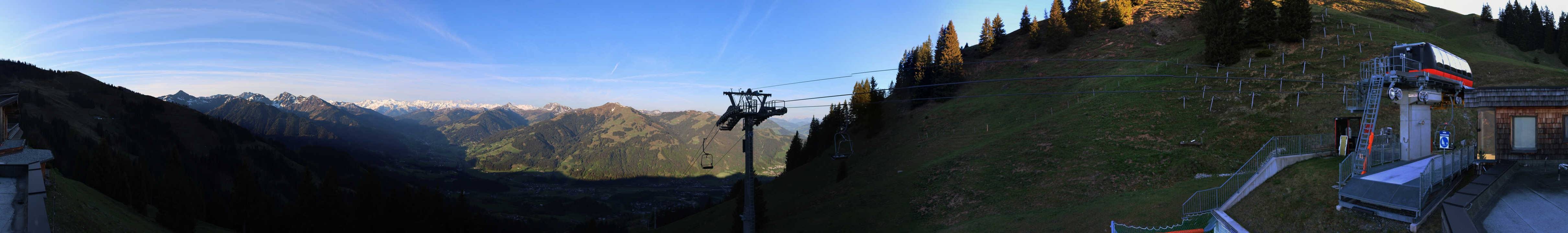 Archiv Foto Webcam Blick von der Bichlalm über Kitzbühel