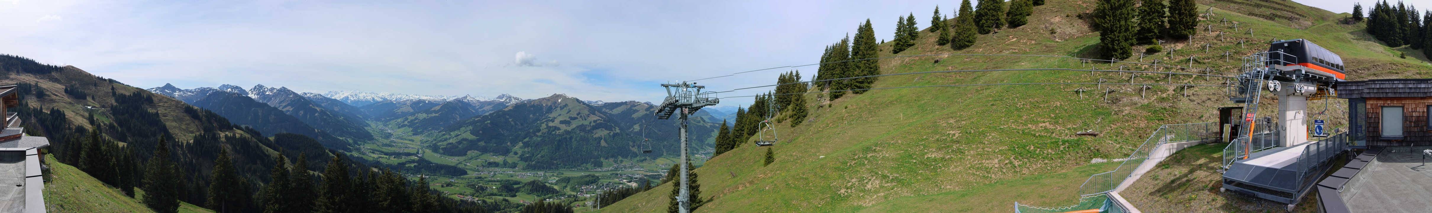 Archiv Foto Webcam Blick von der Bichlalm über Kitzbühel