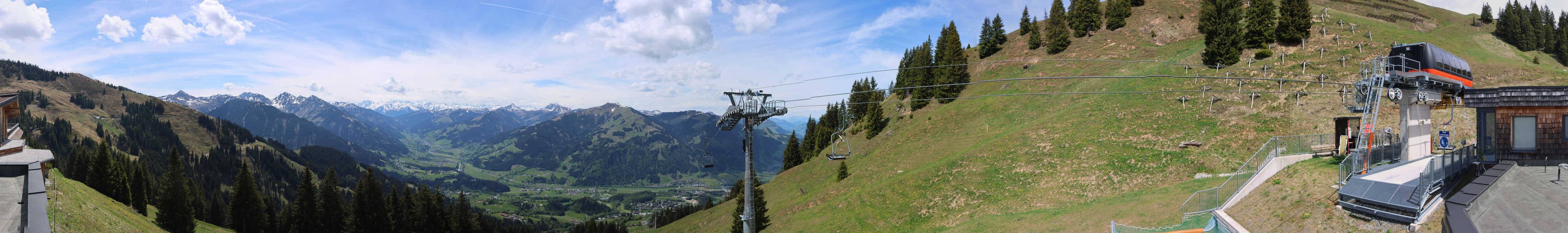 Archiv Foto Webcam Blick von der Bichlalm über Kitzbühel