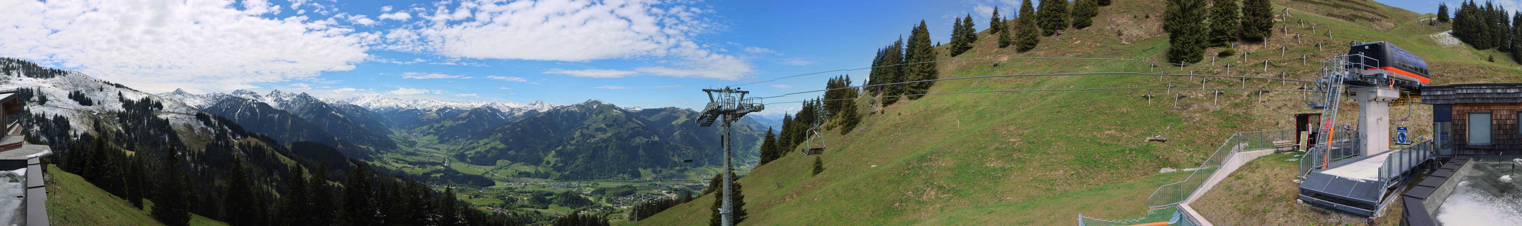 Archiv Foto Webcam Blick von der Bichlalm über Kitzbühel