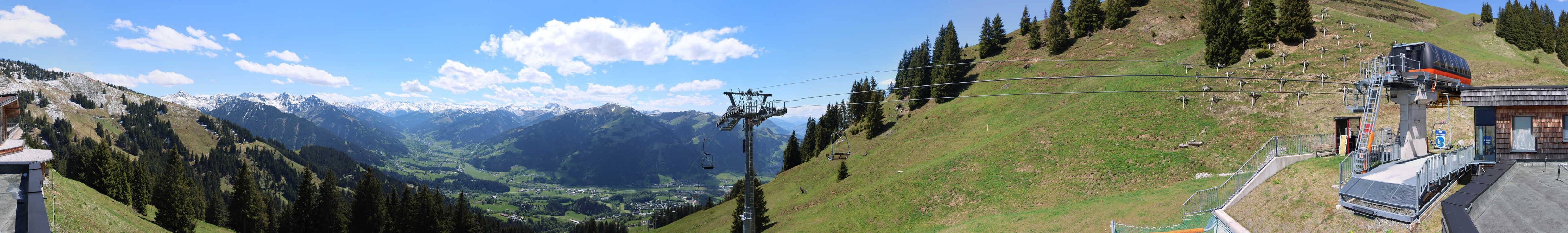 Archiv Foto Webcam Blick von der Bichlalm über Kitzbühel