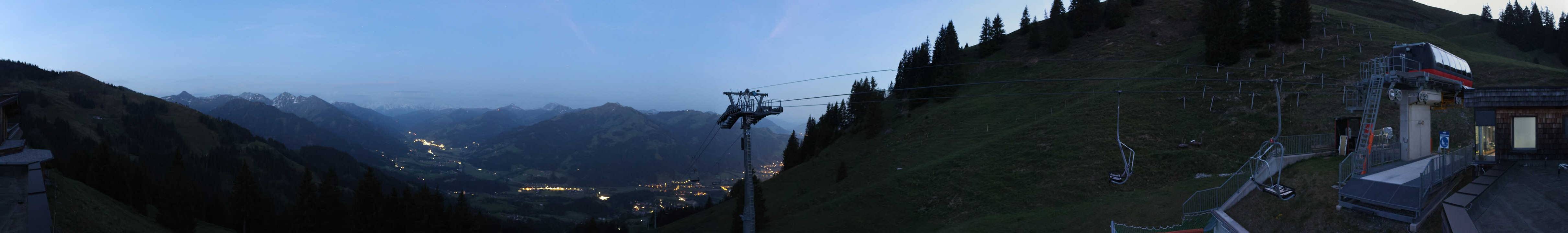 Archiv Foto Webcam Blick von der Bichlalm über Kitzbühel