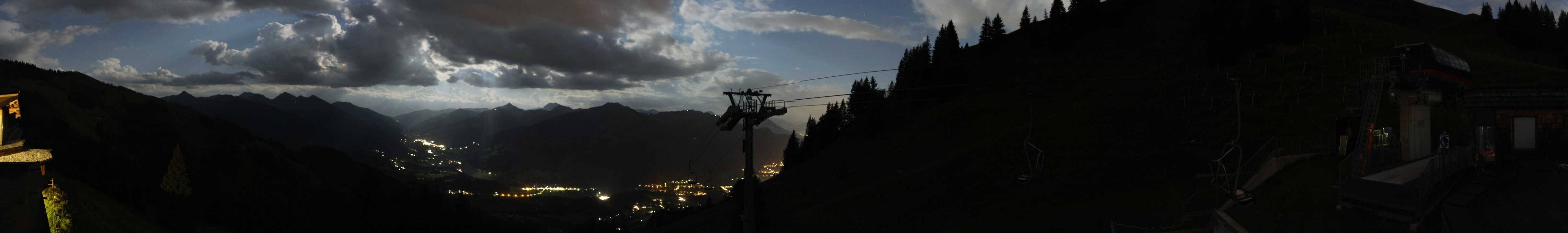 Archiv Foto Webcam Blick von der Bichlalm über Kitzbühel