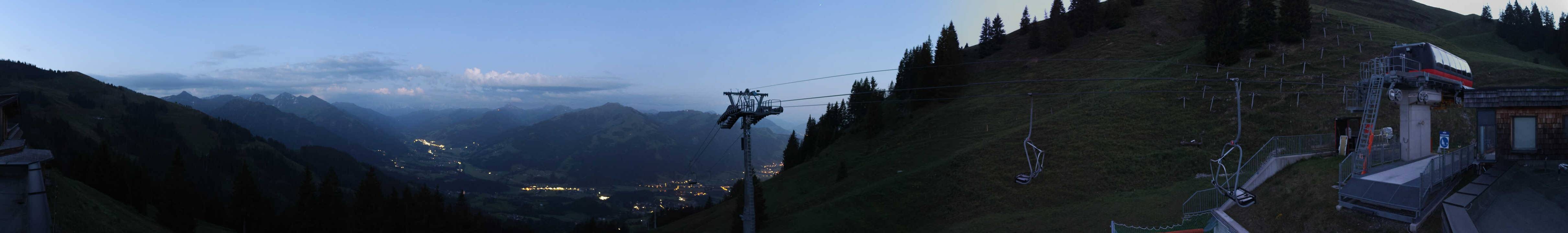Archiv Foto Webcam Blick von der Bichlalm über Kitzbühel