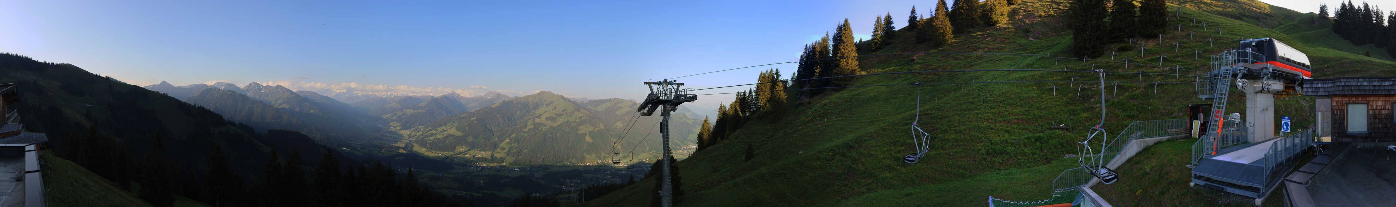 Archiv Foto Webcam Blick von der Bichlalm über Kitzbühel