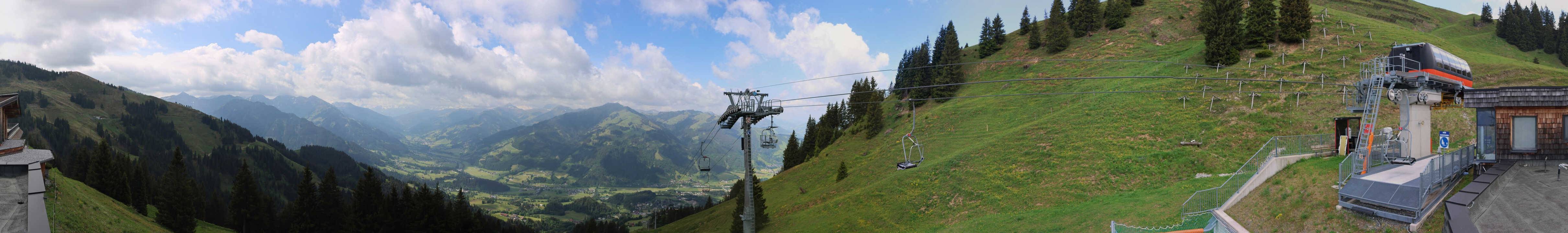 Archiv Foto Webcam Blick von der Bichlalm über Kitzbühel